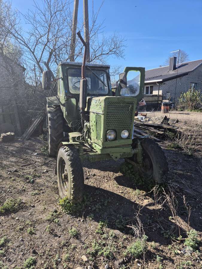 MTZ Traktorius, žemės dirbimo / ruošimo technika