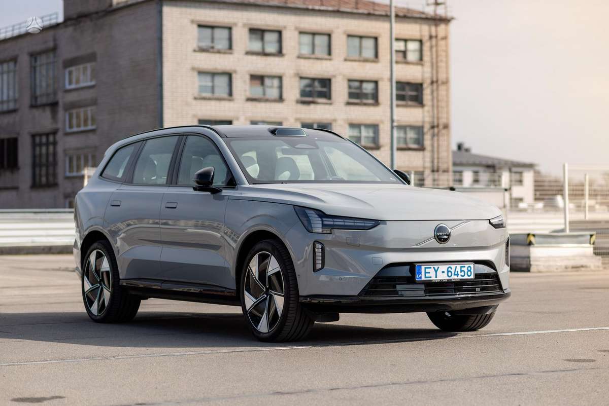 Volvo EX90 - 2