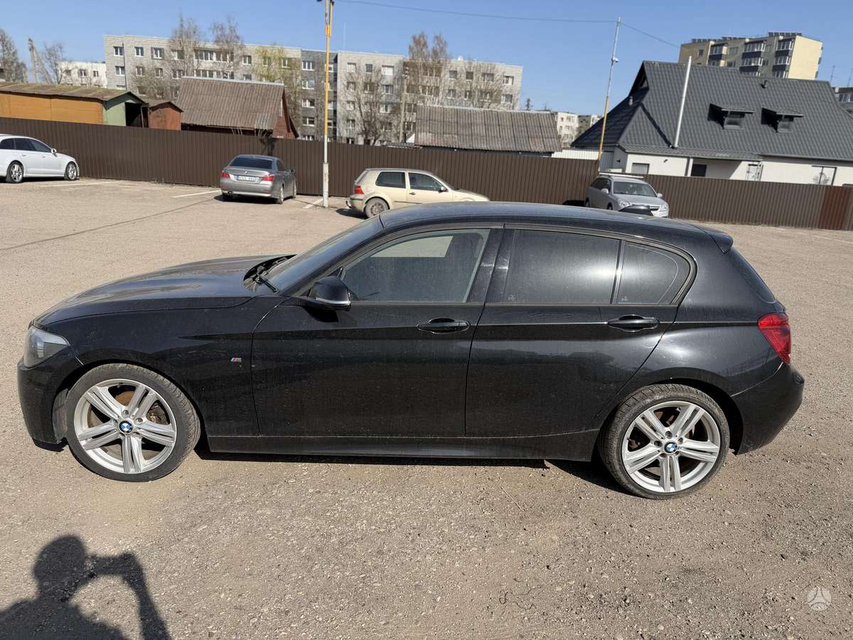 BMW 120