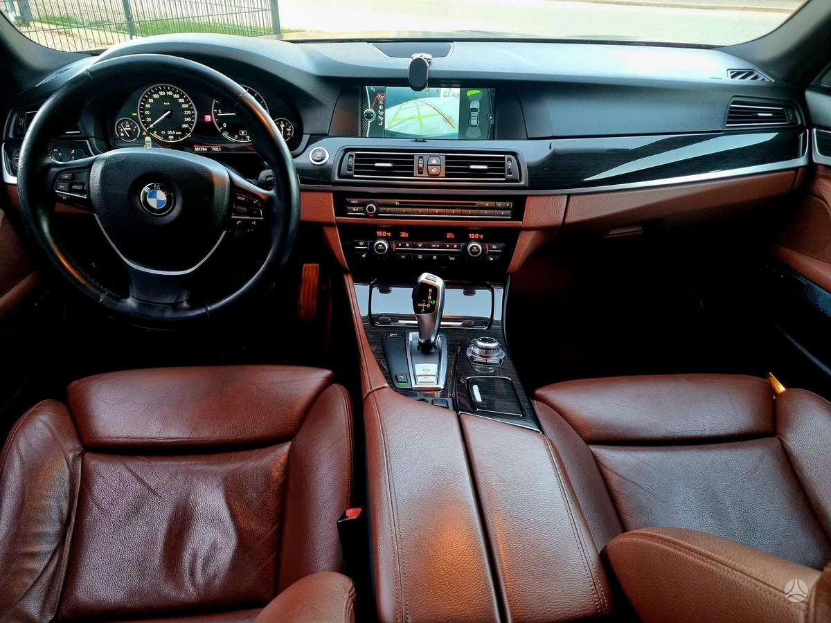 BMW 520, 2.0 l., wagon