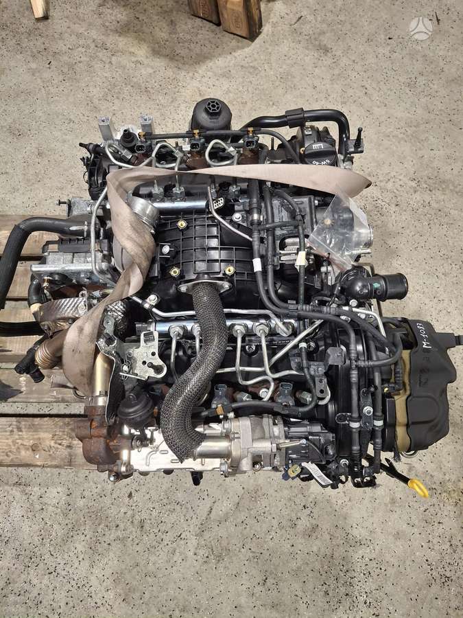 Maserati Levante, M16164D, engine