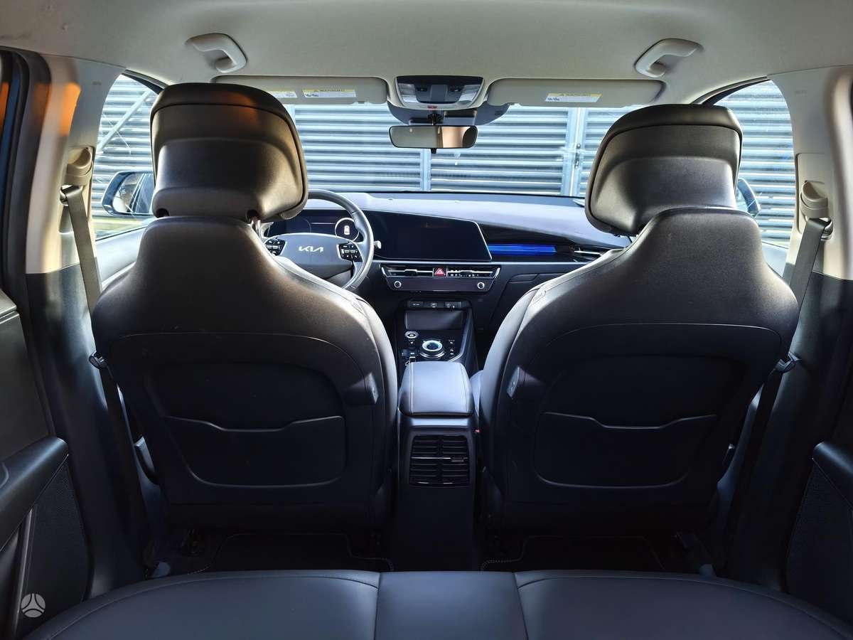 Kia Niro, 64 kWh, hatchback