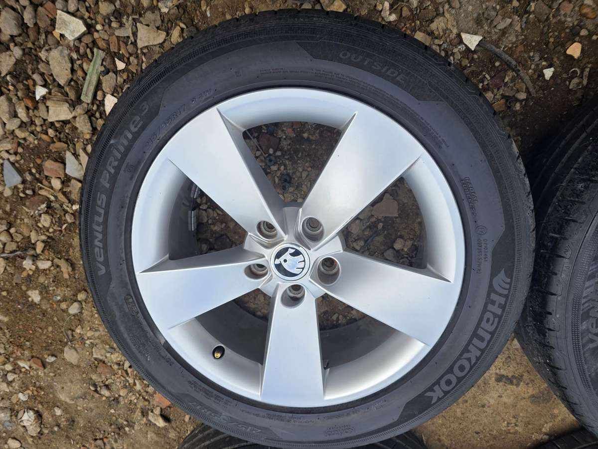 Skoda Karoque, light alloy, R17