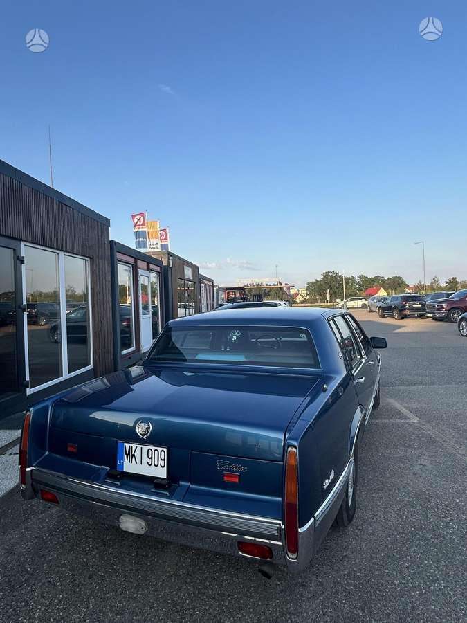Cadillac DeVille, 4.5 l., Седан