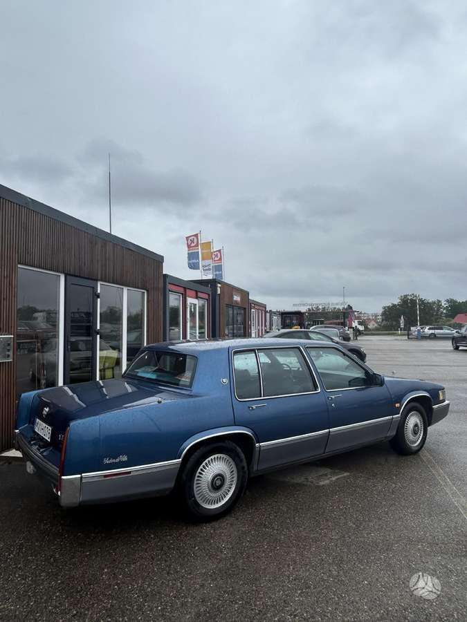 Cadillac DeVille, 4.5 l., Седан