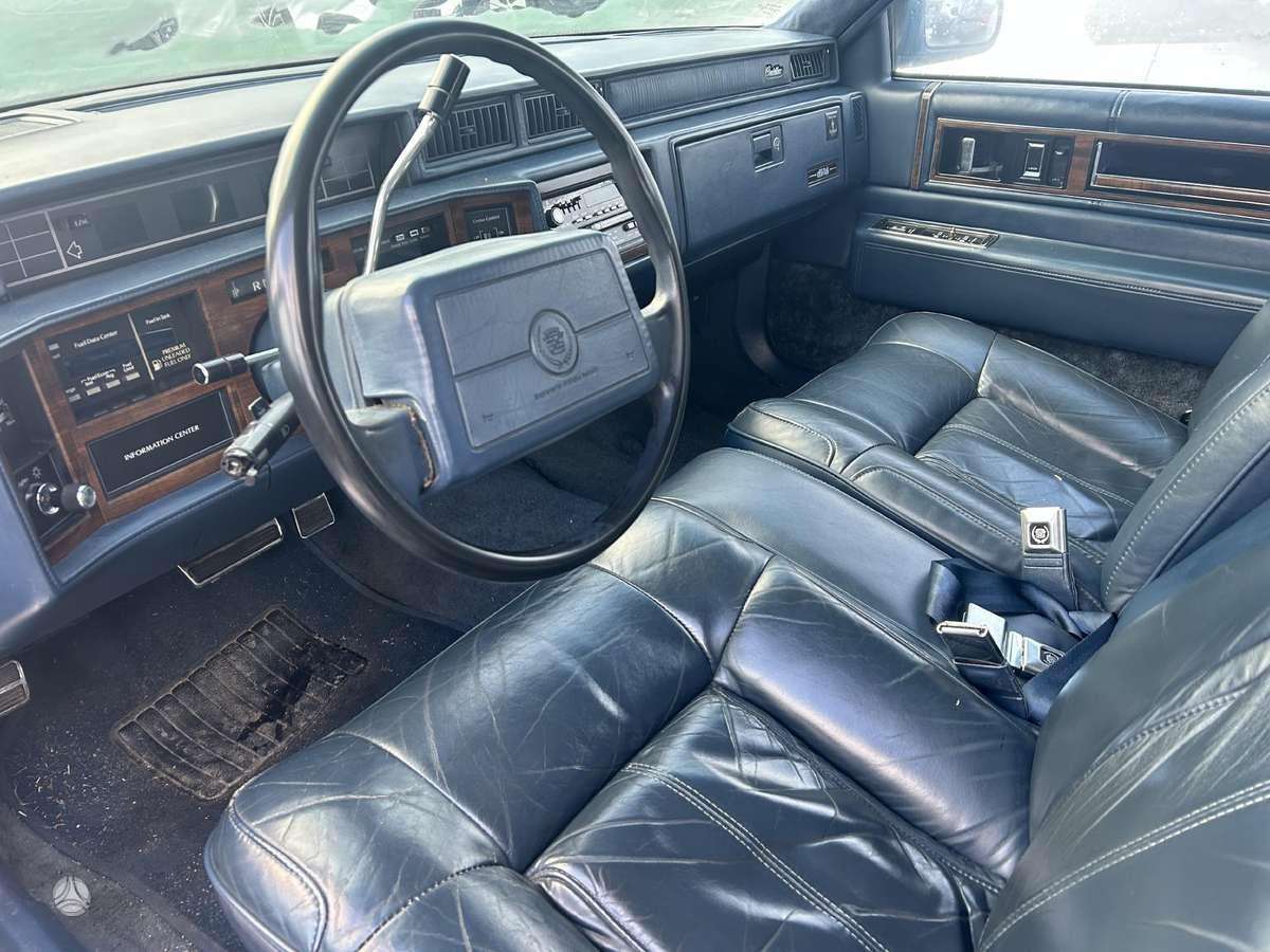 Cadillac DeVille, 4.5 l., Седан