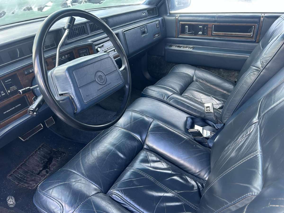 Cadillac DeVille, 4.5 l., Седан