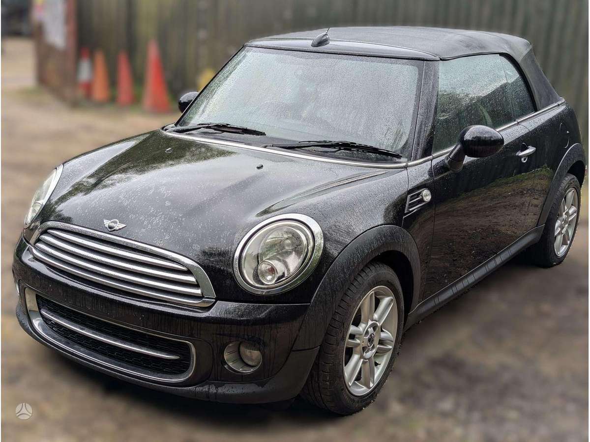Mini Cooper engine