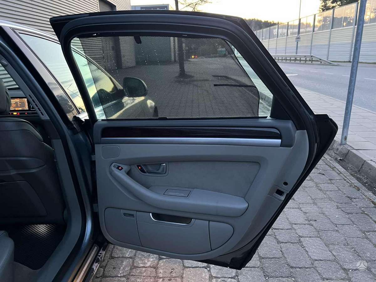 Audi A8, 4.2 l., limousine