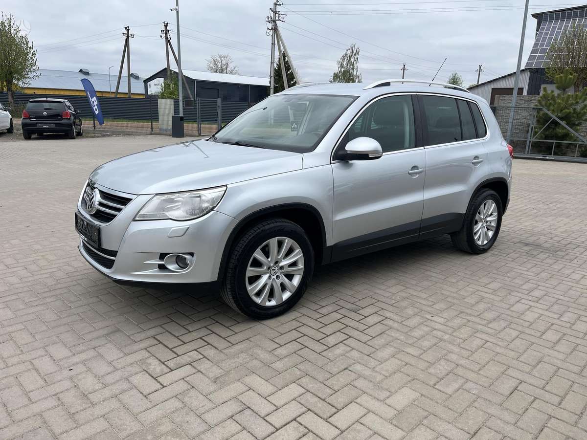 Volkswagen Tiguan - 4