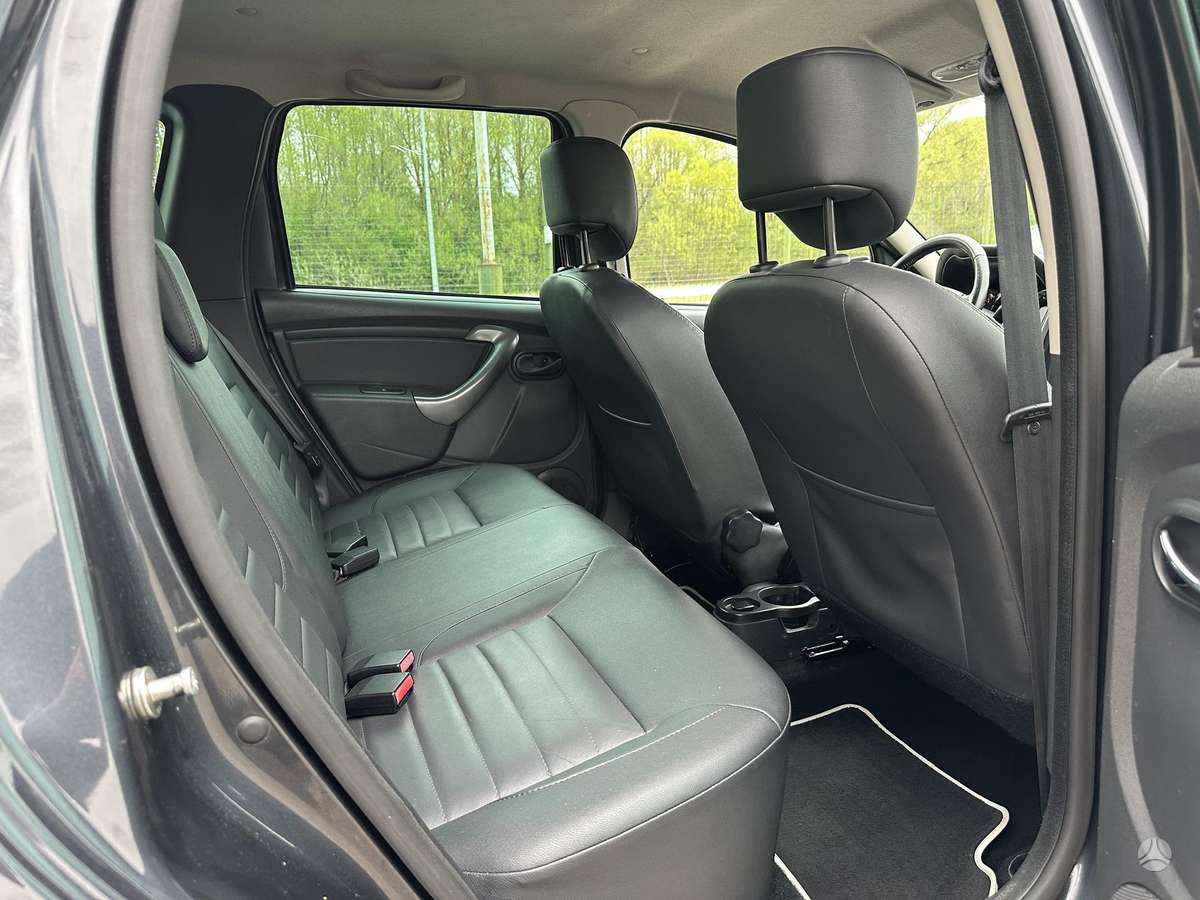 Dacia Duster, 1.2 l., off-road / crossover