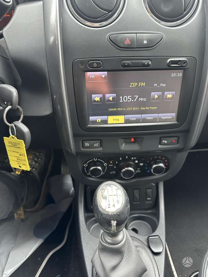 Dacia Duster, 1.2 l., off-road / crossover