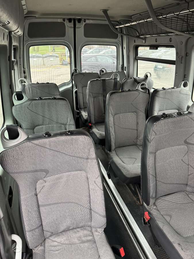 Renault Master, keleivinis mikroautobusas
