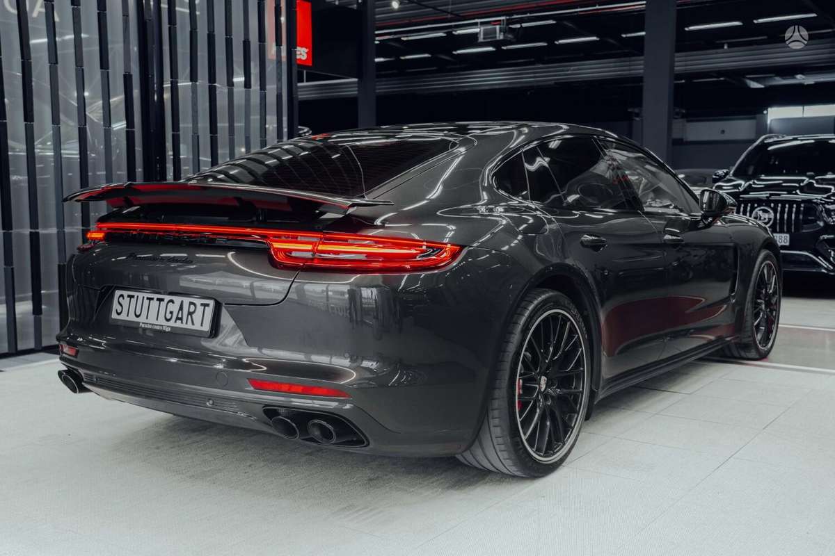 Porsche Panamera, 4.0 l., Хэтчбек