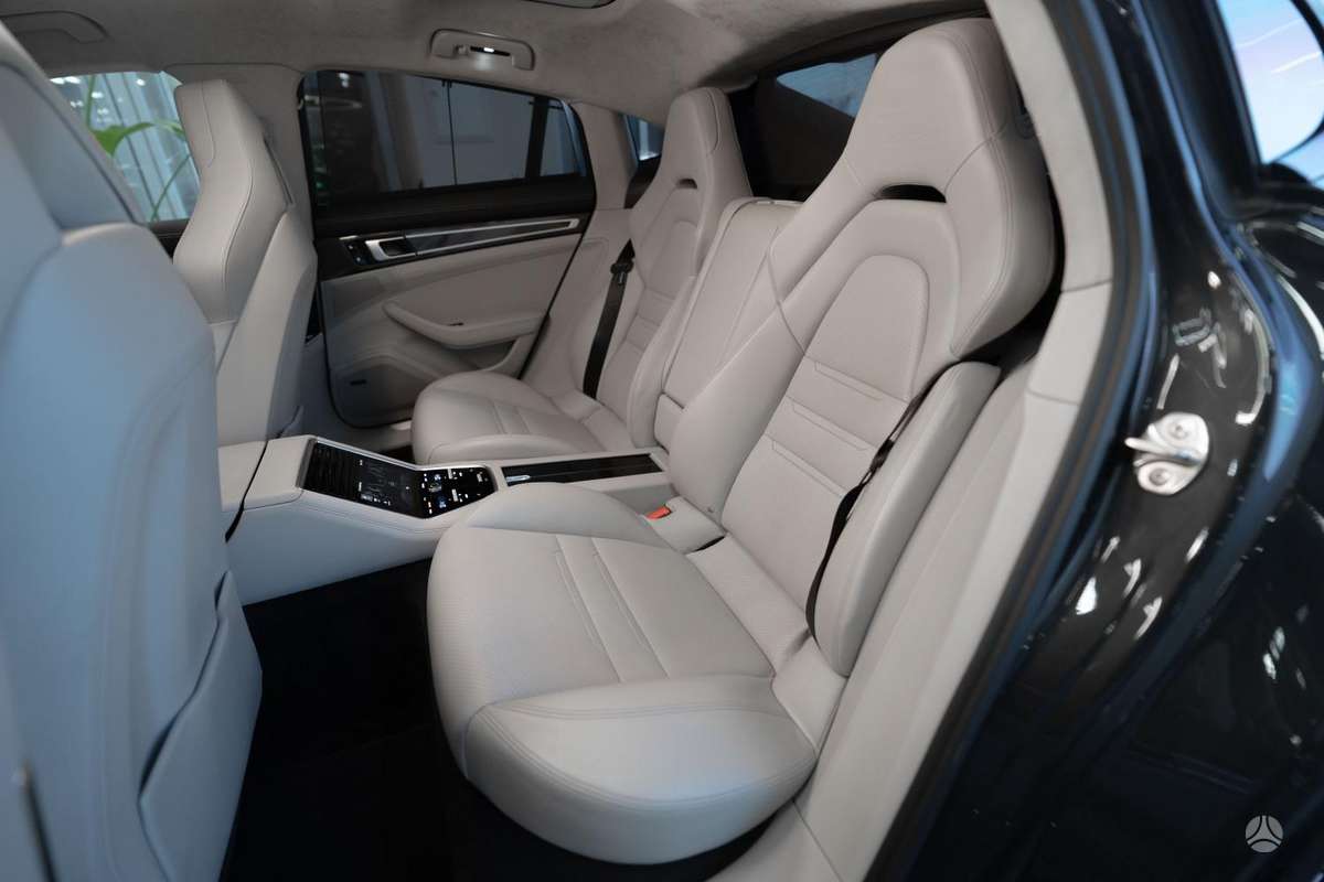 Porsche Panamera, 4.0 l., Хэтчбек