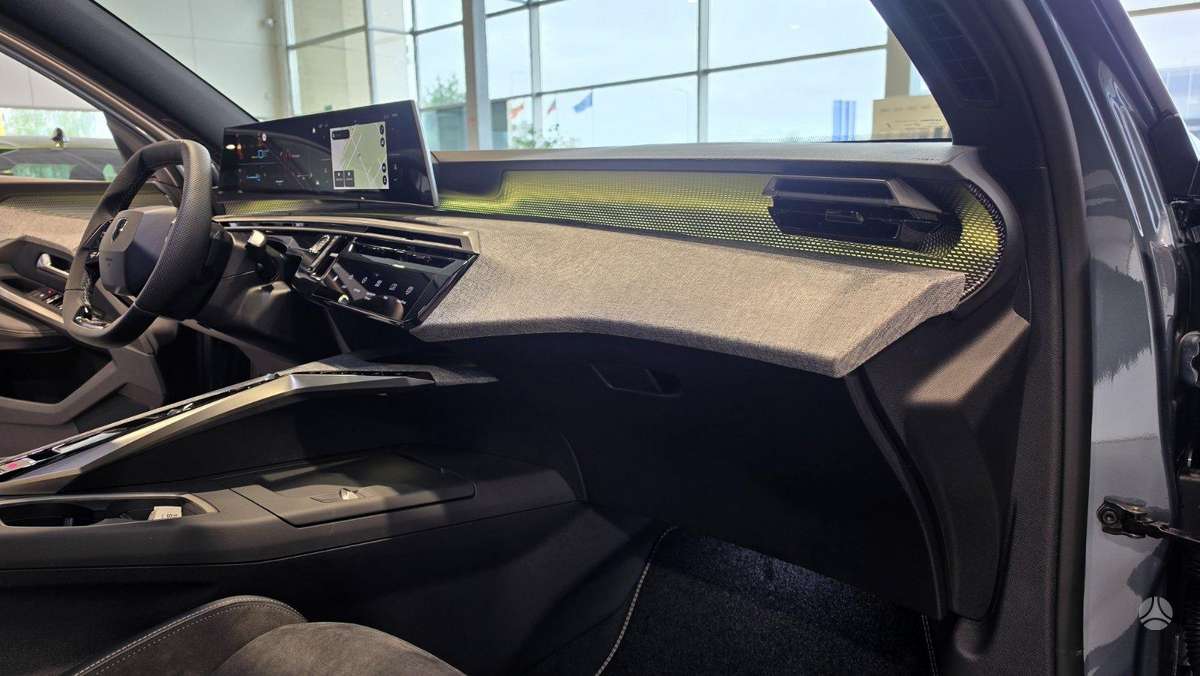 Peugeot 3008 - 11