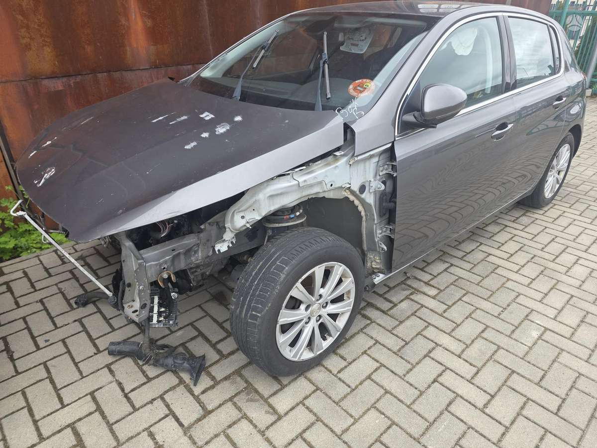 Peugeot 308 - 3