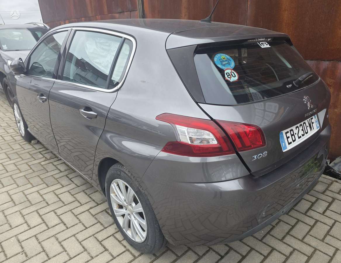 Peugeot 308, 1.2 l., hatchback
