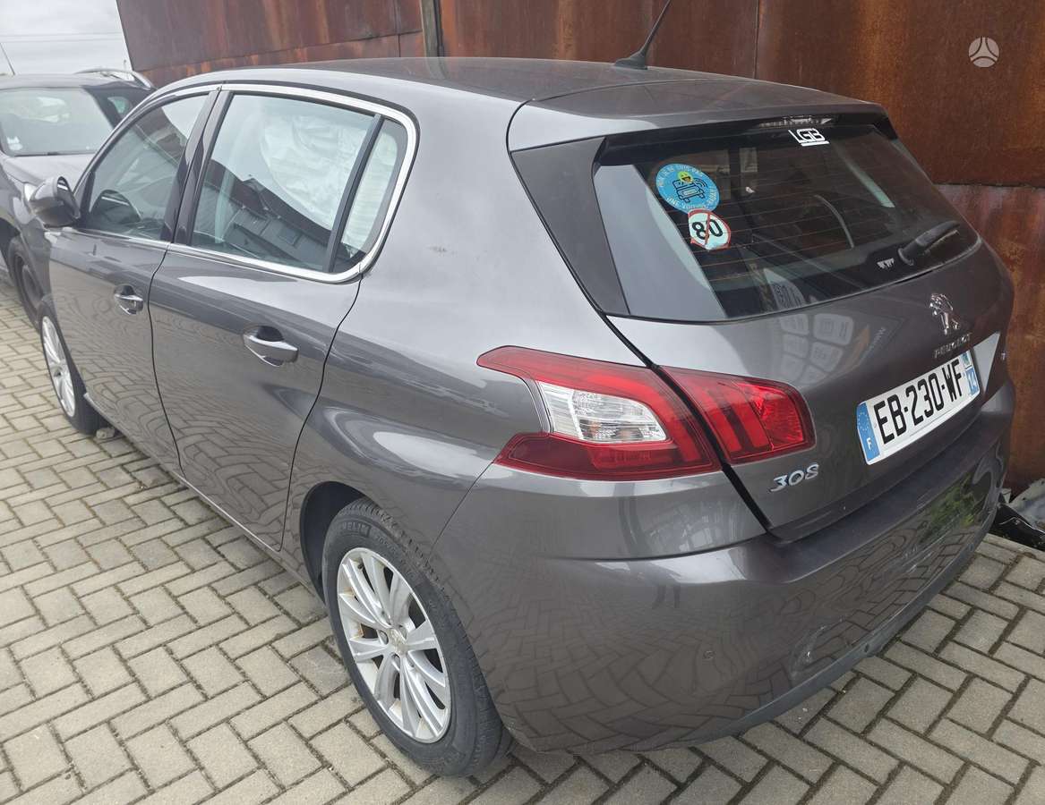 Peugeot 308 - 4