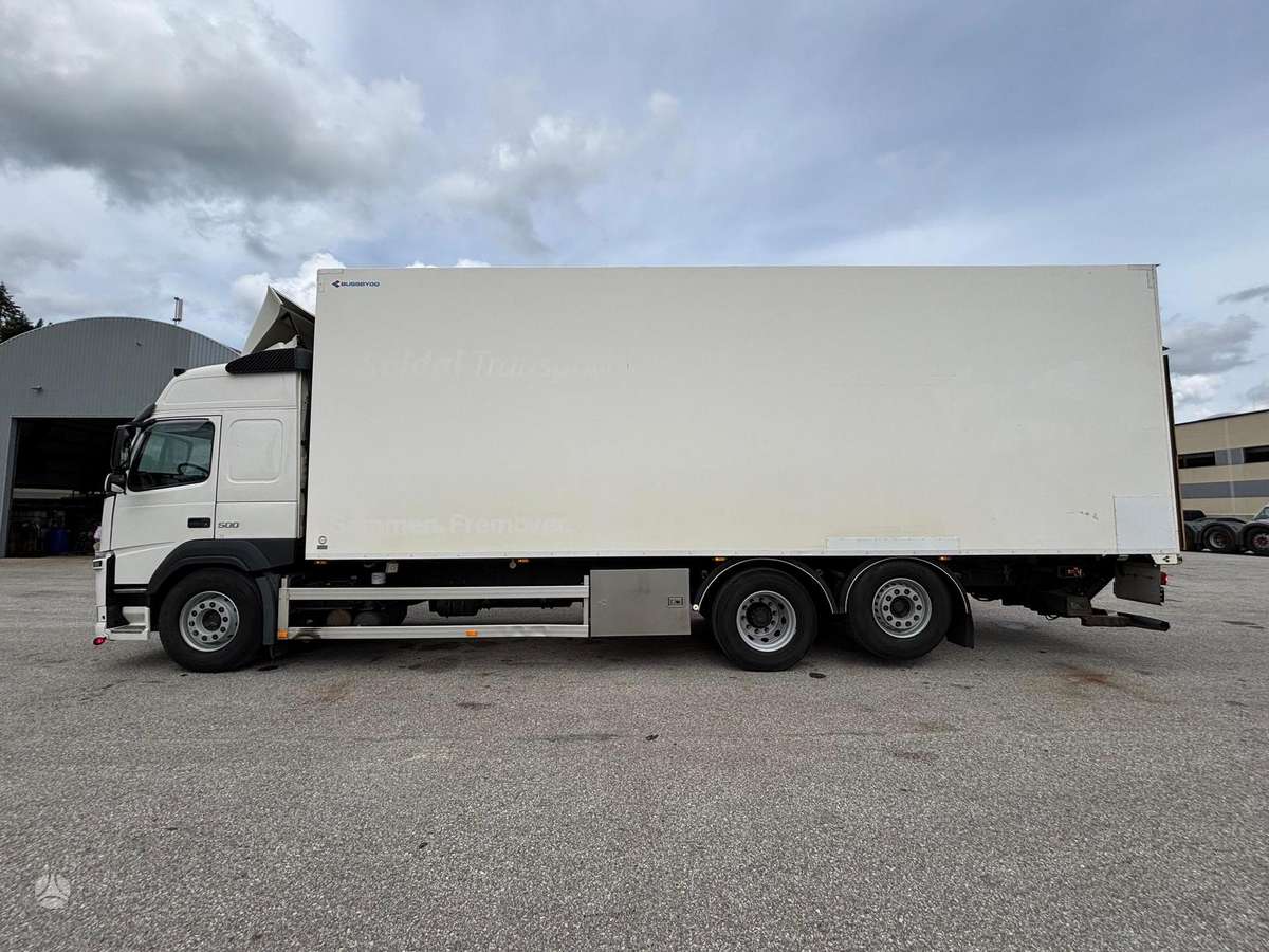 Volvo FM500, refrigerated trucks