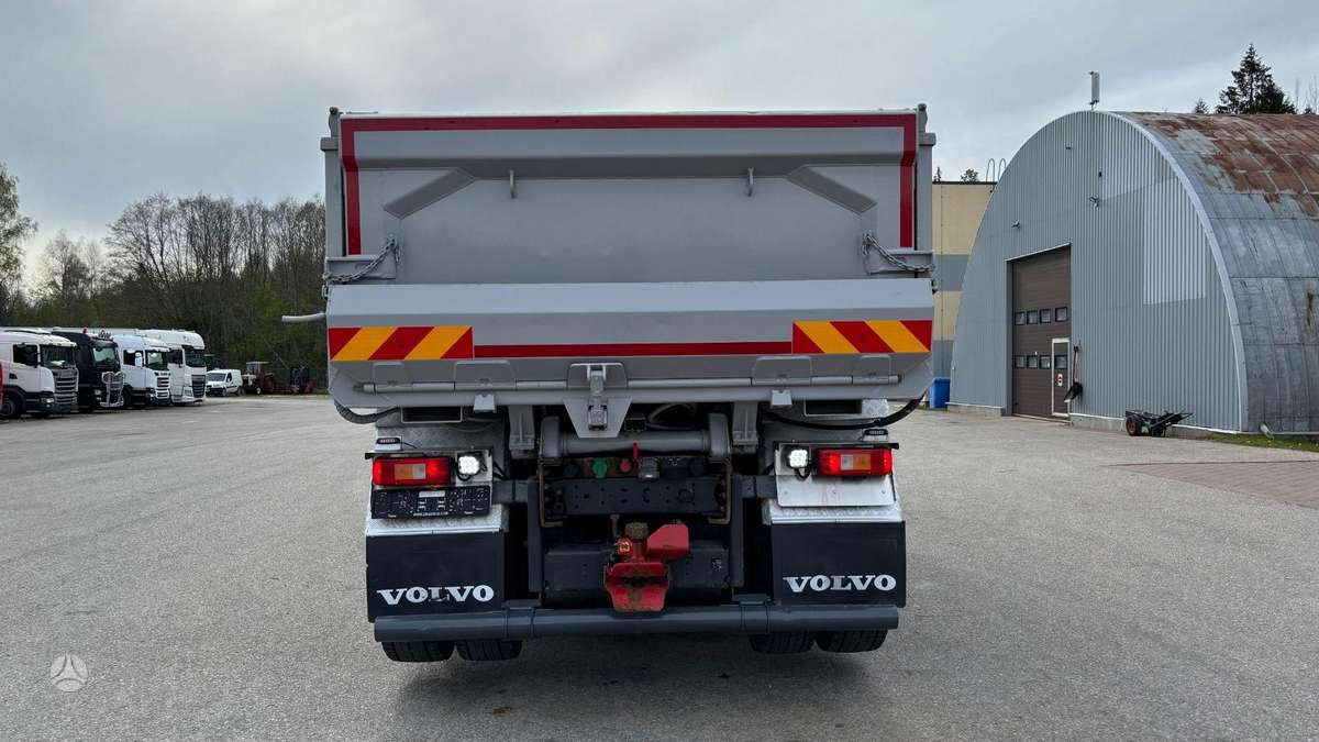 Volvo FH540, самосвалы