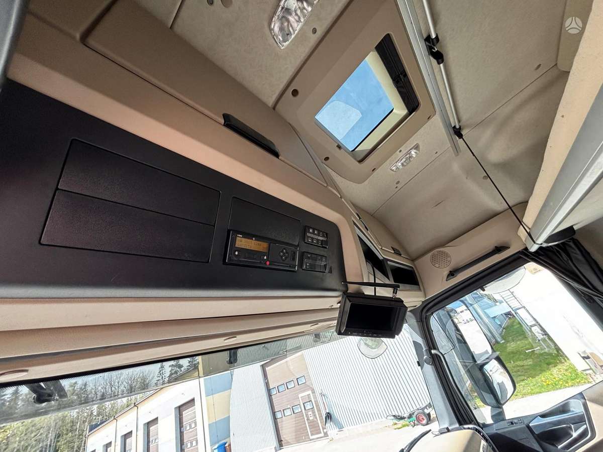 Mercedes-Benz ACTROS 2553, single sleeper