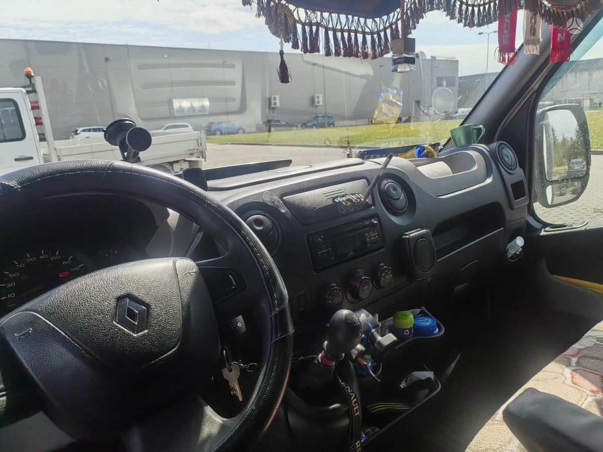 Renault Master, бортовые с тентом