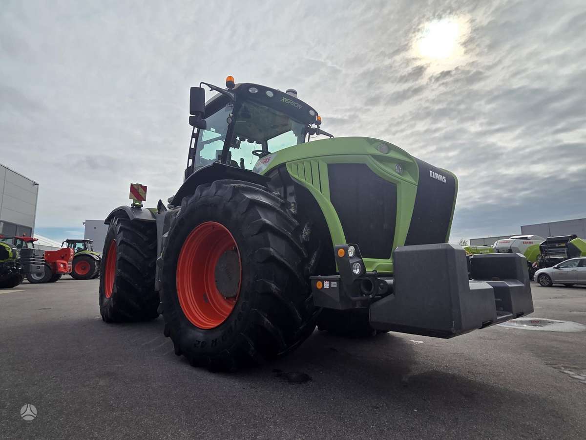 Claas Xerion 5000, тракторы