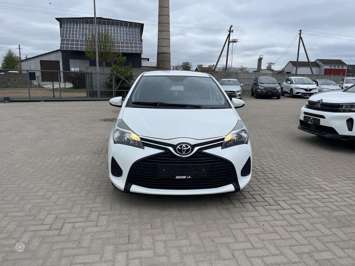 Toyota Yaris, 1.0 l., hatchback
