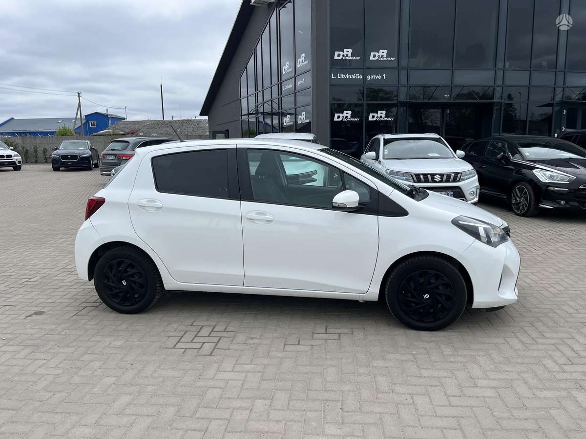 Toyota Yaris, 1.0 l., hatchback