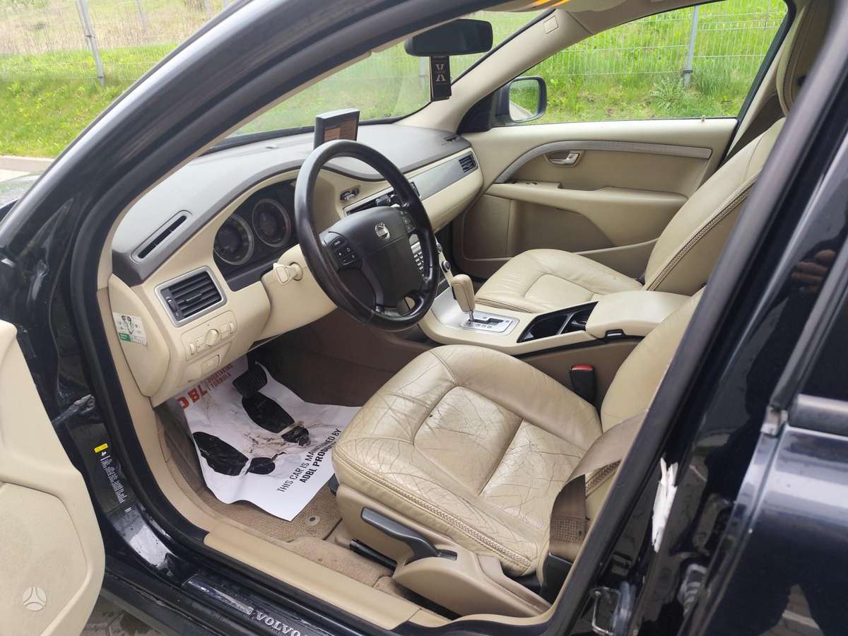 Volvo XC70, 2.4 l., Универсал