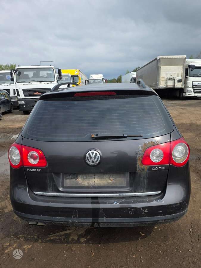 Volkswagen Passat for parts