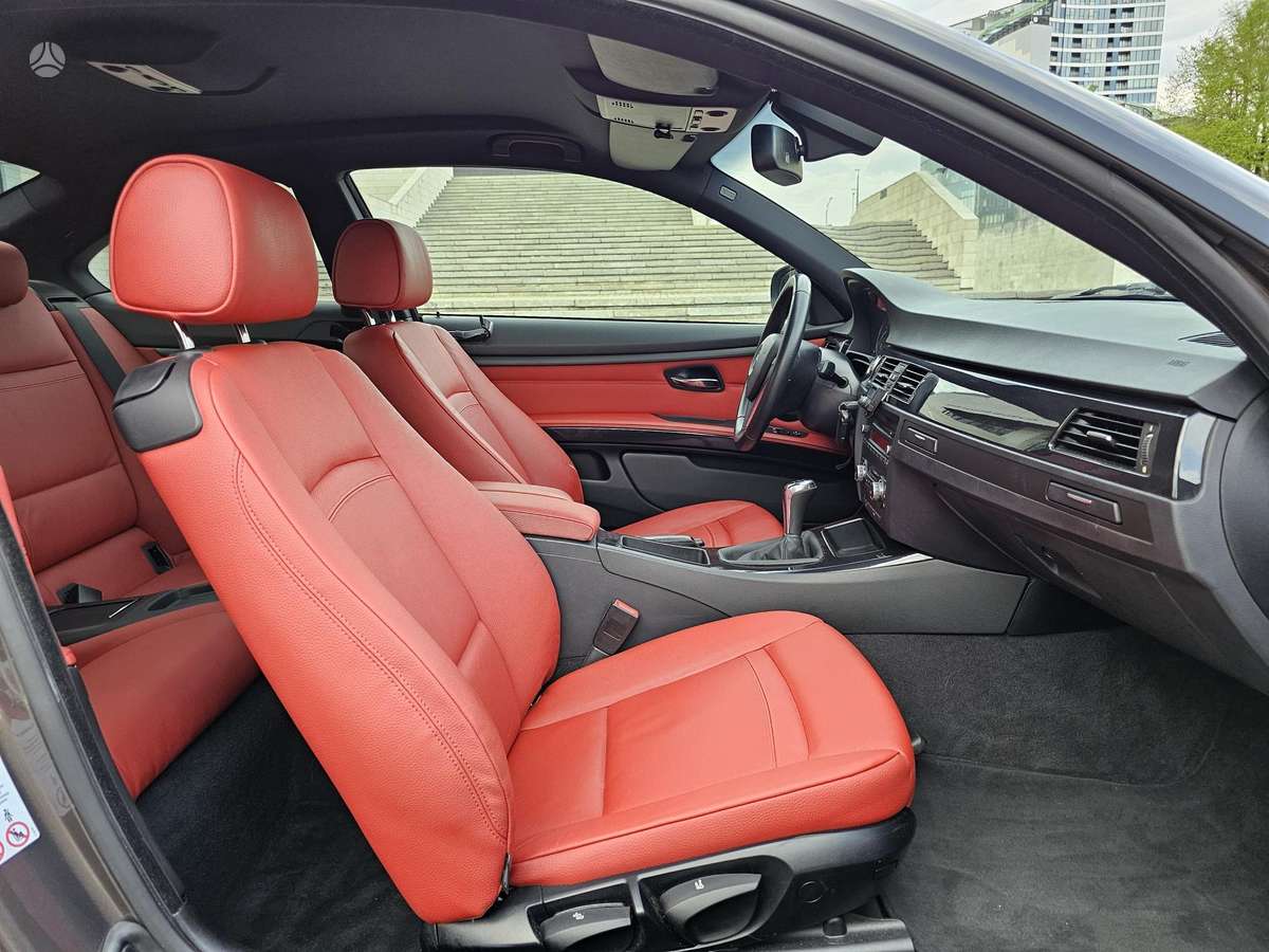 BMW 320, 2.0 l., coupe
