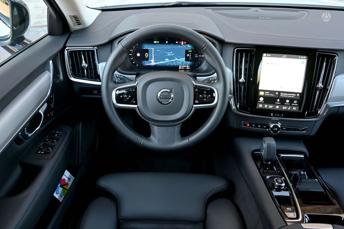Volvo V90 - 8