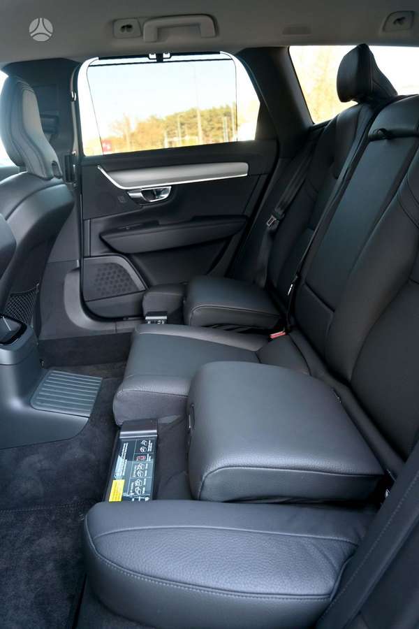 Volvo V90, wagon