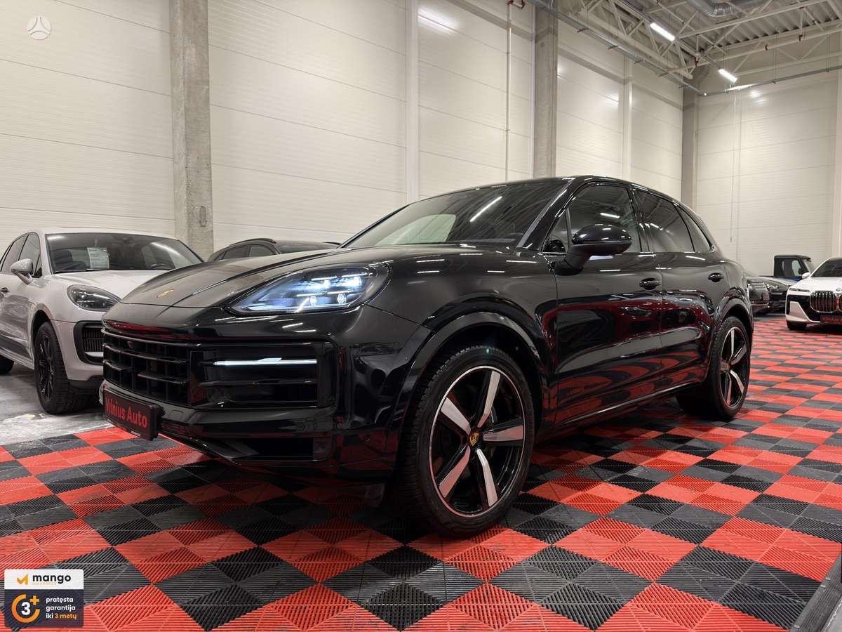 Porsche Cayenne - 1