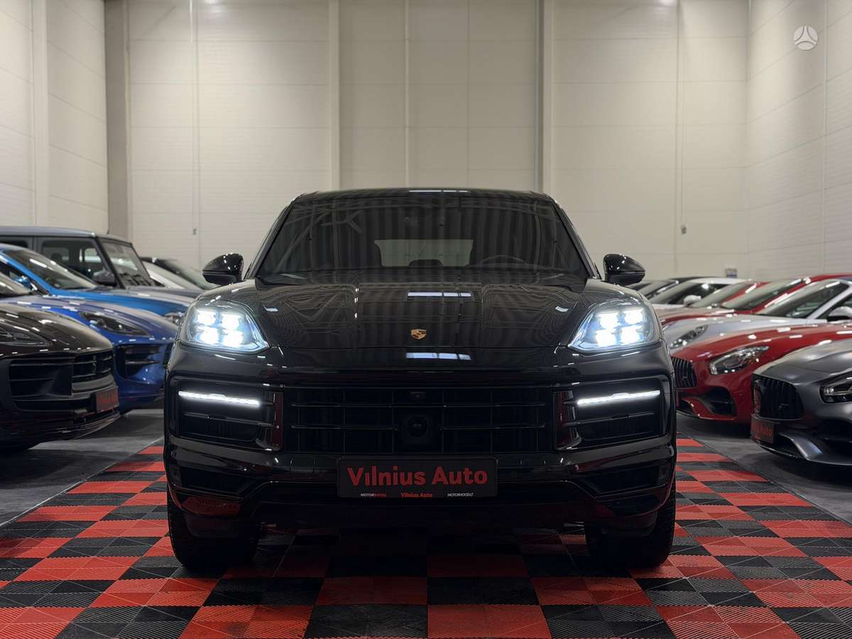 Porsche Cayenne - 2