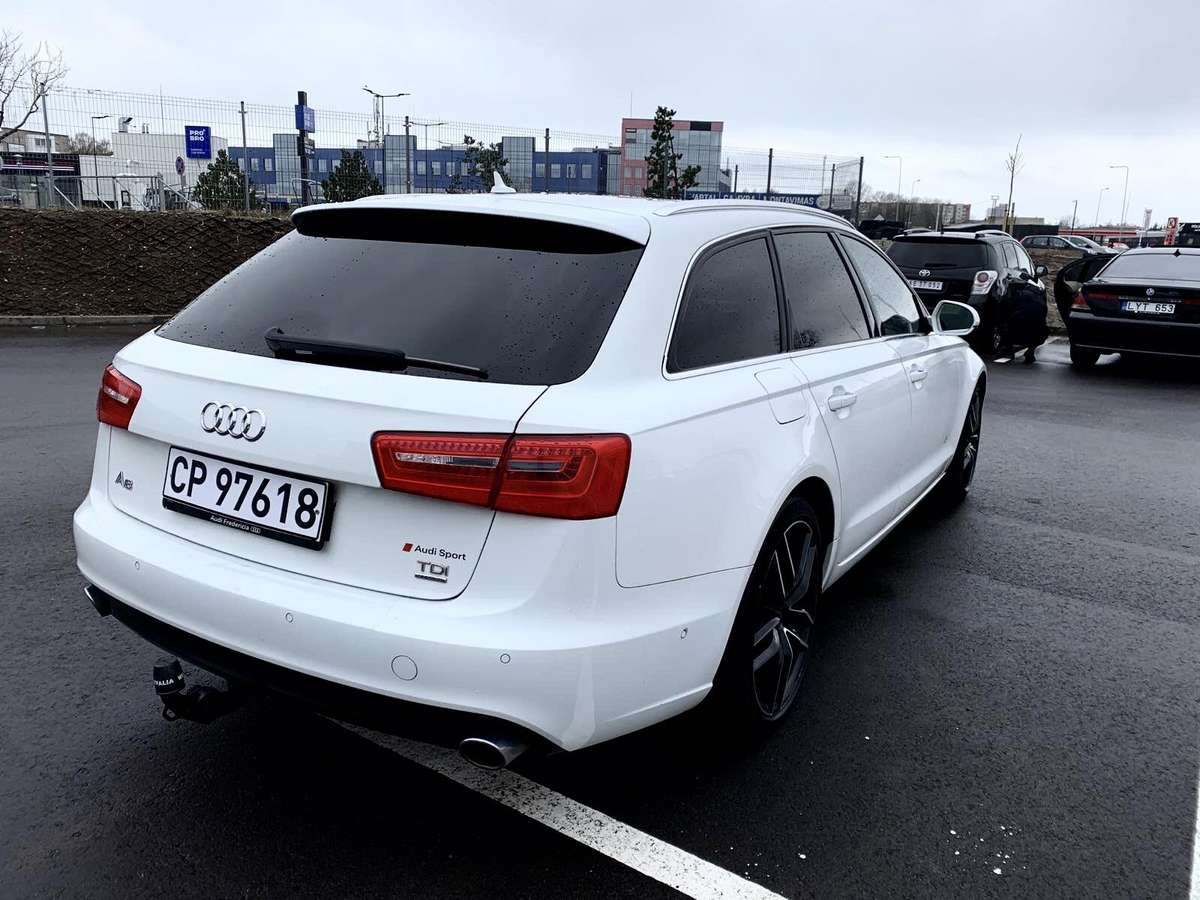 Audi A6, 3.0 l., Универсал