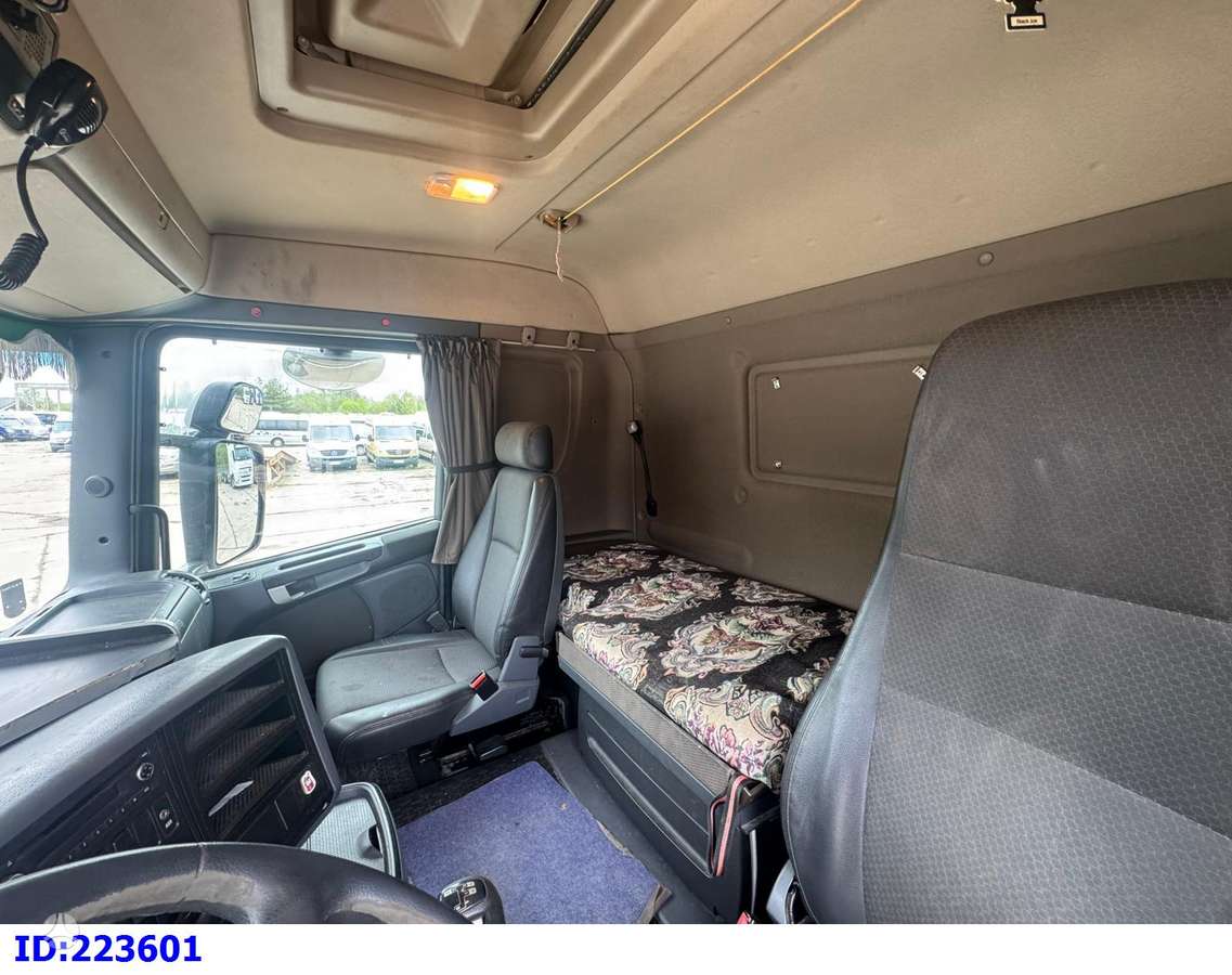 Scania R410 Manual Hydraulics, single sleeper
