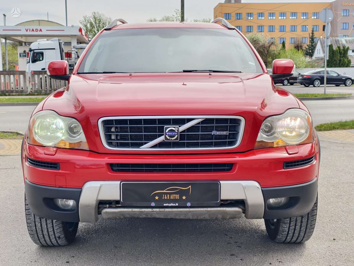 Volvo XC90, 2.4 l., off-road / crossover