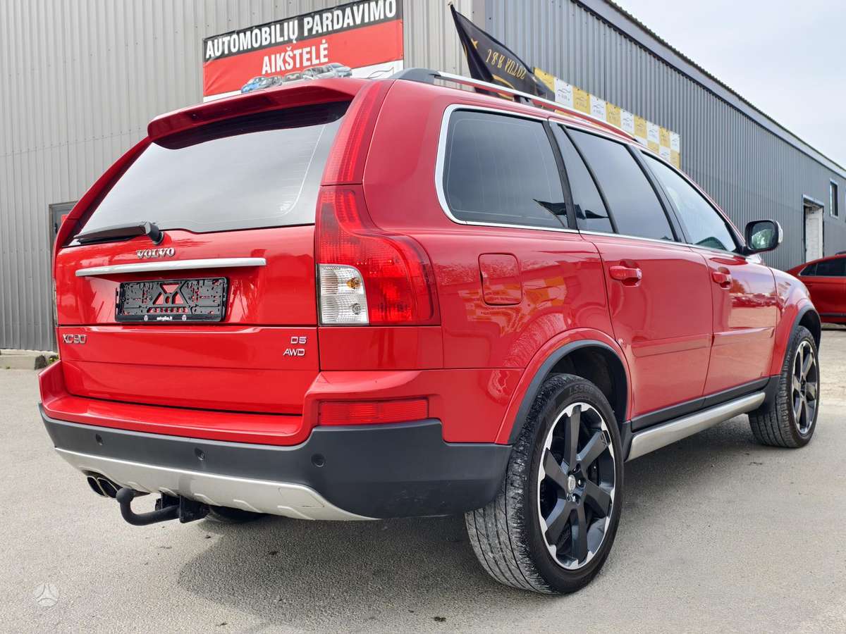 Volvo XC90, 2.4 l., off-road / crossover