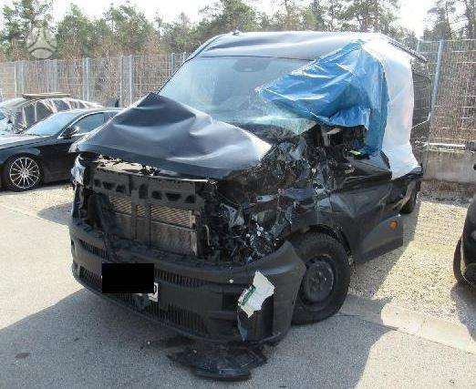 Renault Master по частям