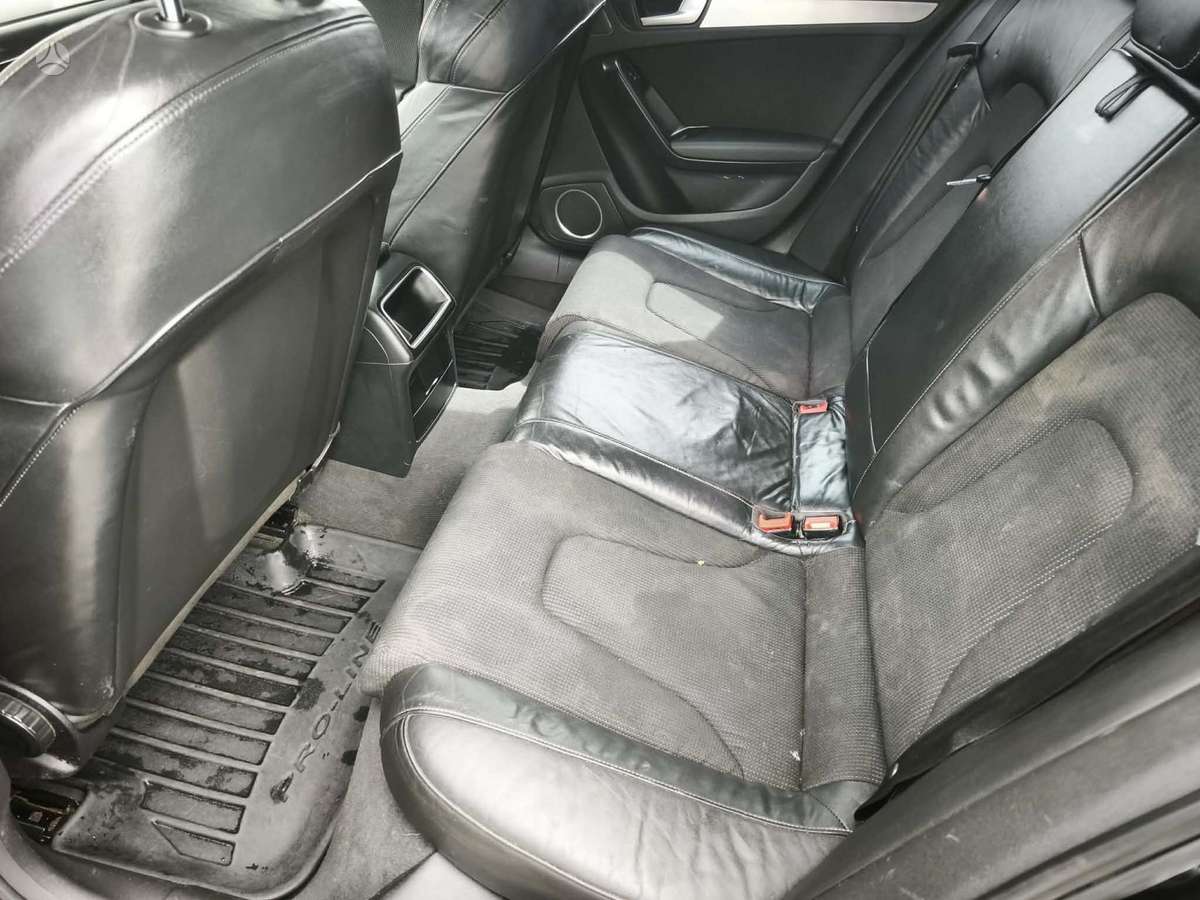 Audi A4, 2.0 l., sedanas