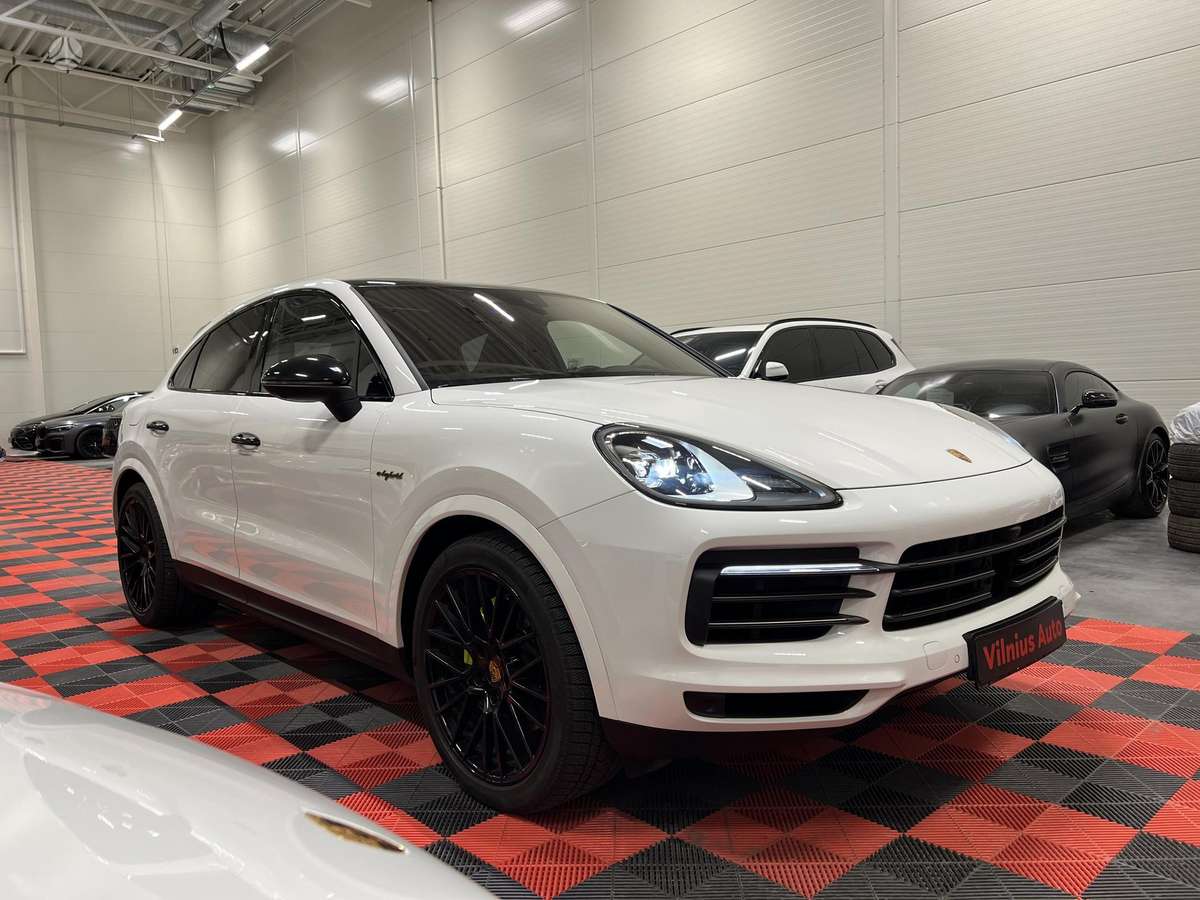 Porsche Cayenne Coupe - 3