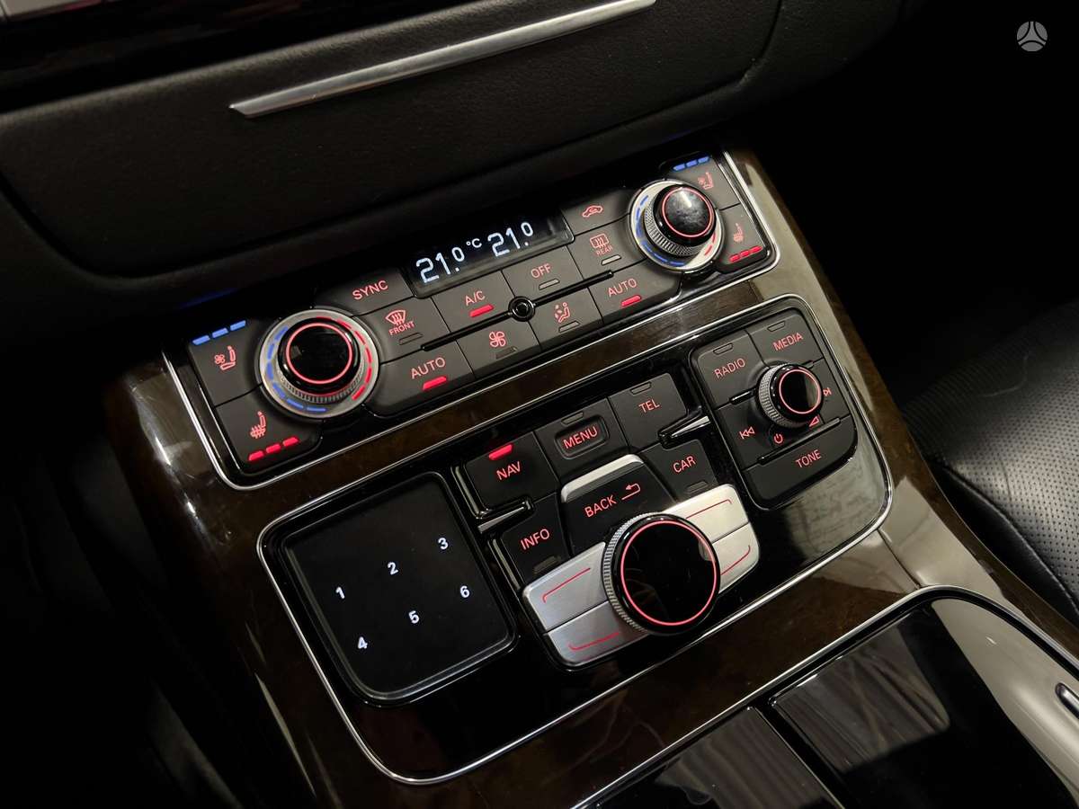 Audi A8, 3.0 l., Лимузин