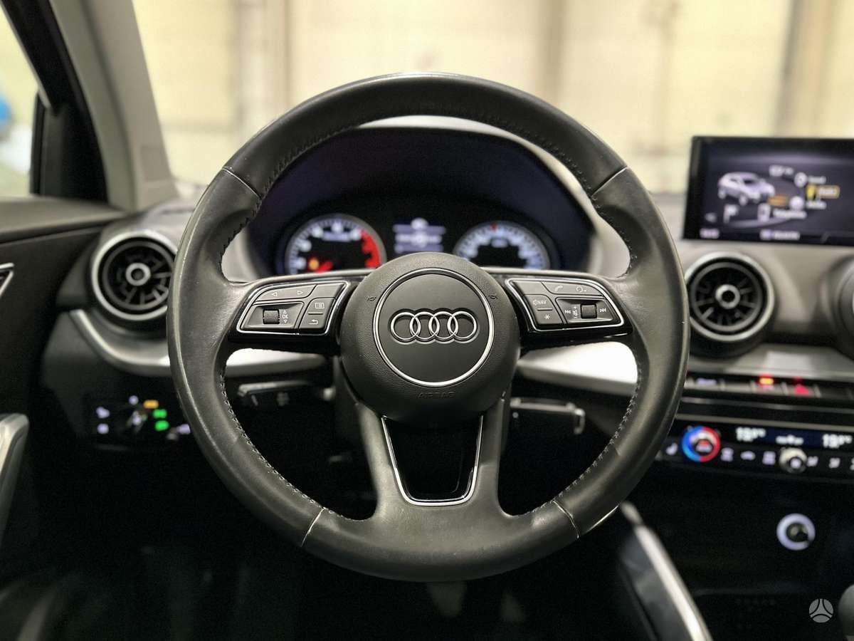Audi Q2, 1.0 l., visureigis / krosoveris