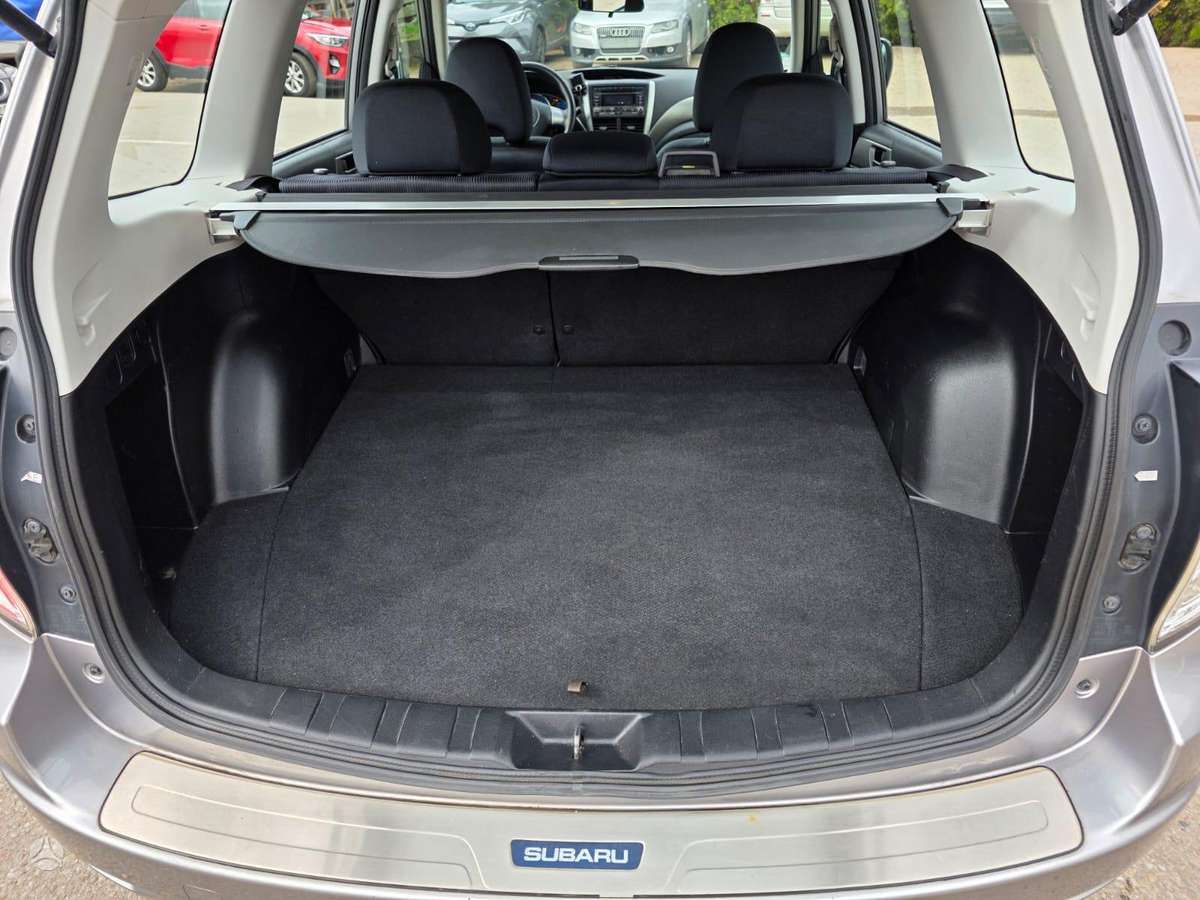 Subaru Forester, 2.0 l., Внедорожник / Кроссовер