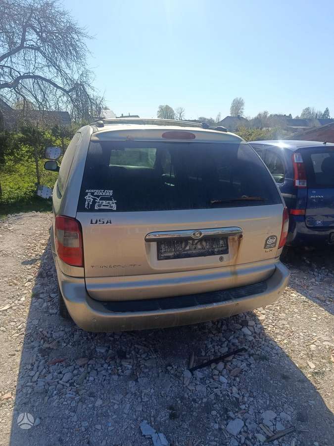 Chrysler Town & Country Yra visos dalys