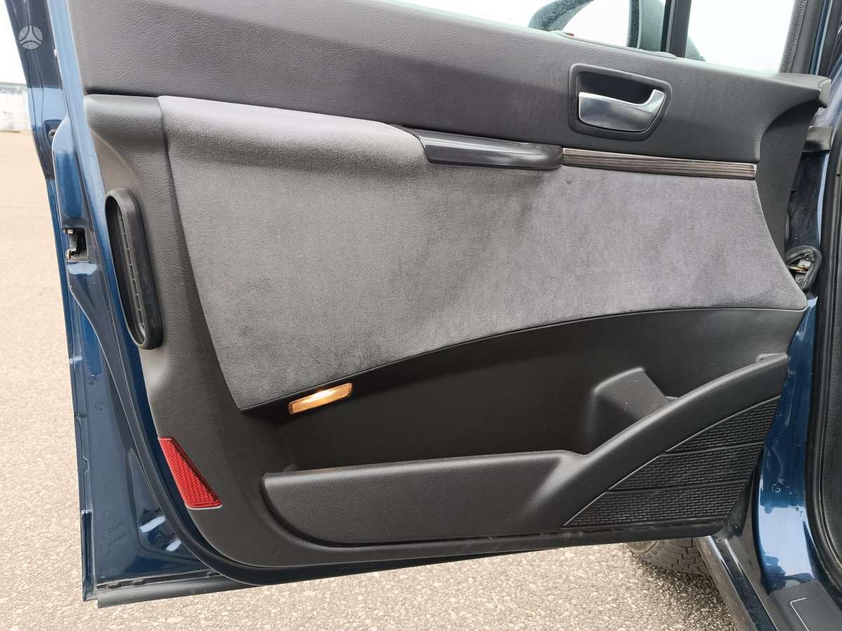 Citroen C8, 2.0 l., mpv / minivan