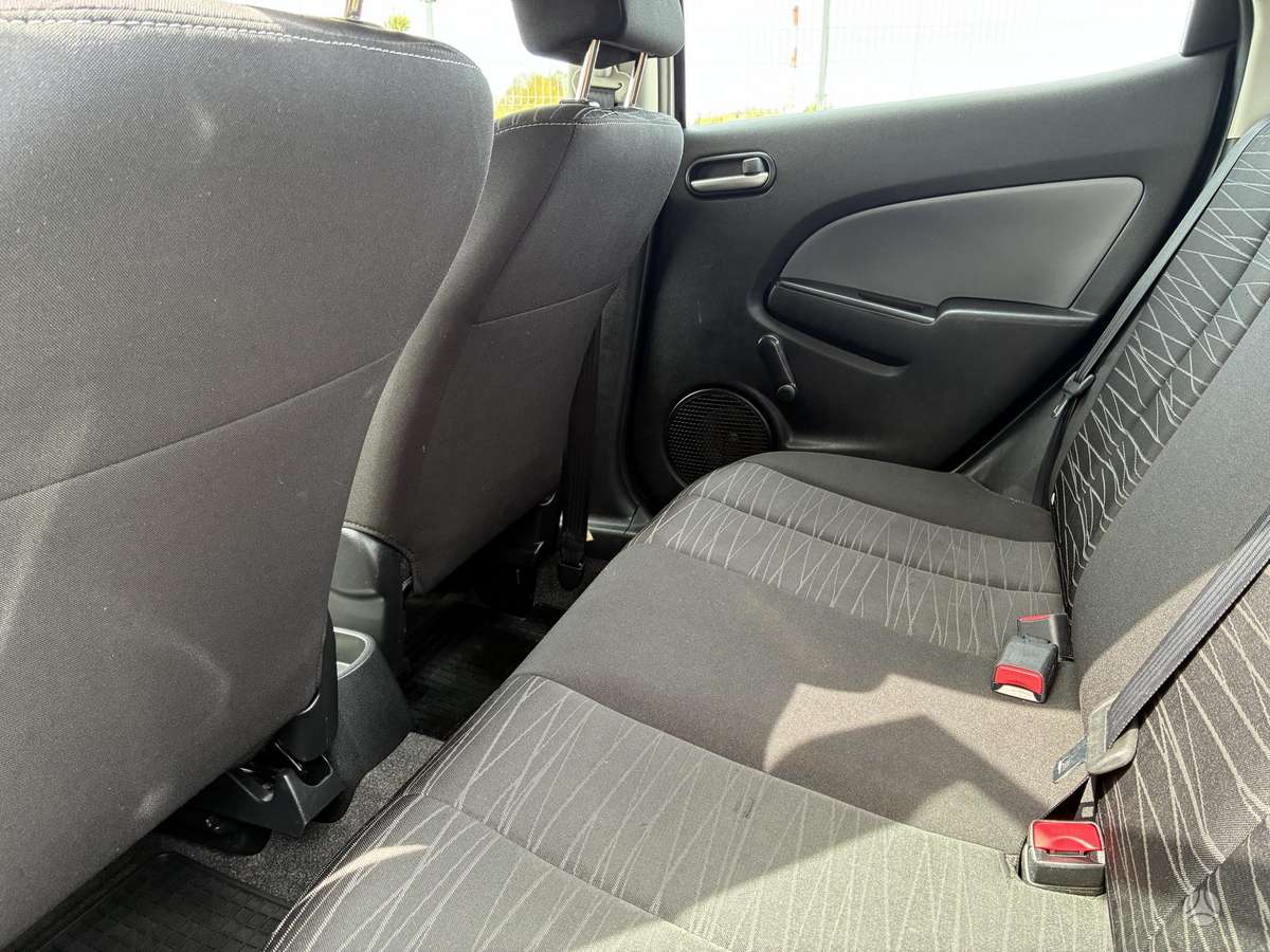 Mazda 2, 1.4 l., hatchback